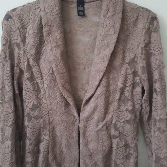 Womens Elegant Lace Blazer - Small - MACYS - Picture 7 of 15